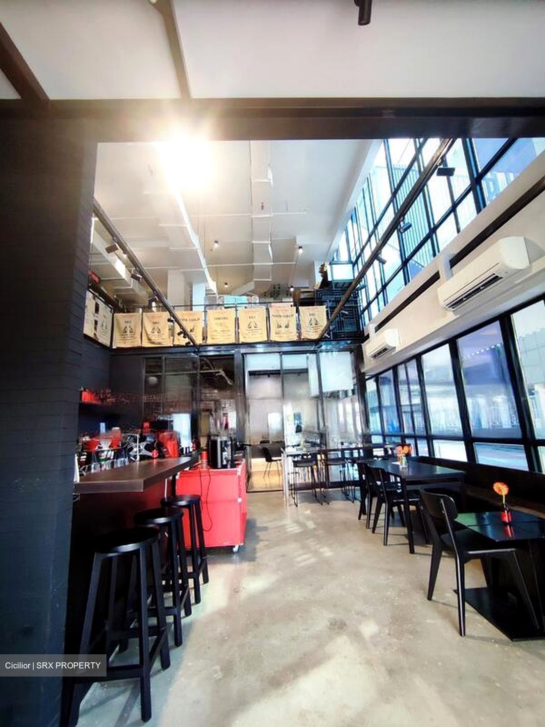 Novelty Techpoint (D19), Retail #455685661